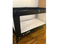 isafe rest and play travel cot with mattress